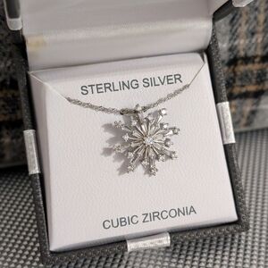 Sterling Silver Snowflake Pendant Necklace